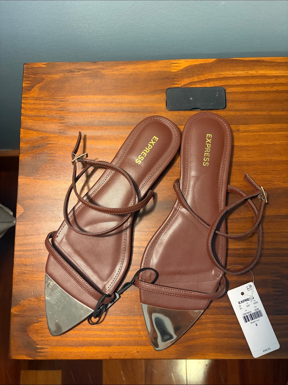 Express Strappy Gold Metallic Toe Sandals in Brown US 8 NWT